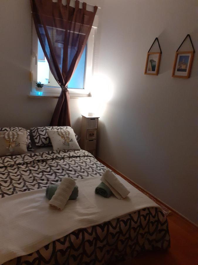 Lola apartmani Rovinj Exterior foto
